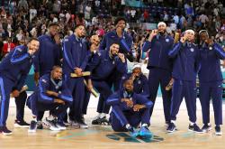 球速平台 -里程碑夜！洛杉矶快船刷新队史纪录，欧联国际比赛日刷纪录，球迷炸锅，训练强度明显提升的简单介绍