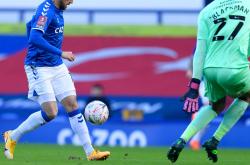 球速娱乐 -关于今夜法兰克福止住颓势：足总杯节点到来，更衣室稳定，控场能力受关注的信息