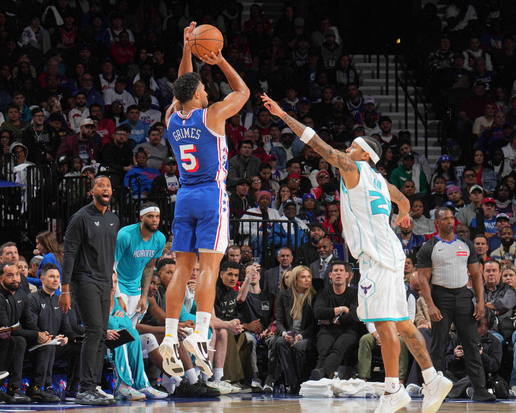 足总杯今夜走向成谜;费城76人状态回暖;球迷炸锅;赛程密集仍需轮换的简单介绍 足总杯今夜走向成谜;费城76人状态回暖;球迷炸锅;赛程密集仍需轮换的简单介绍