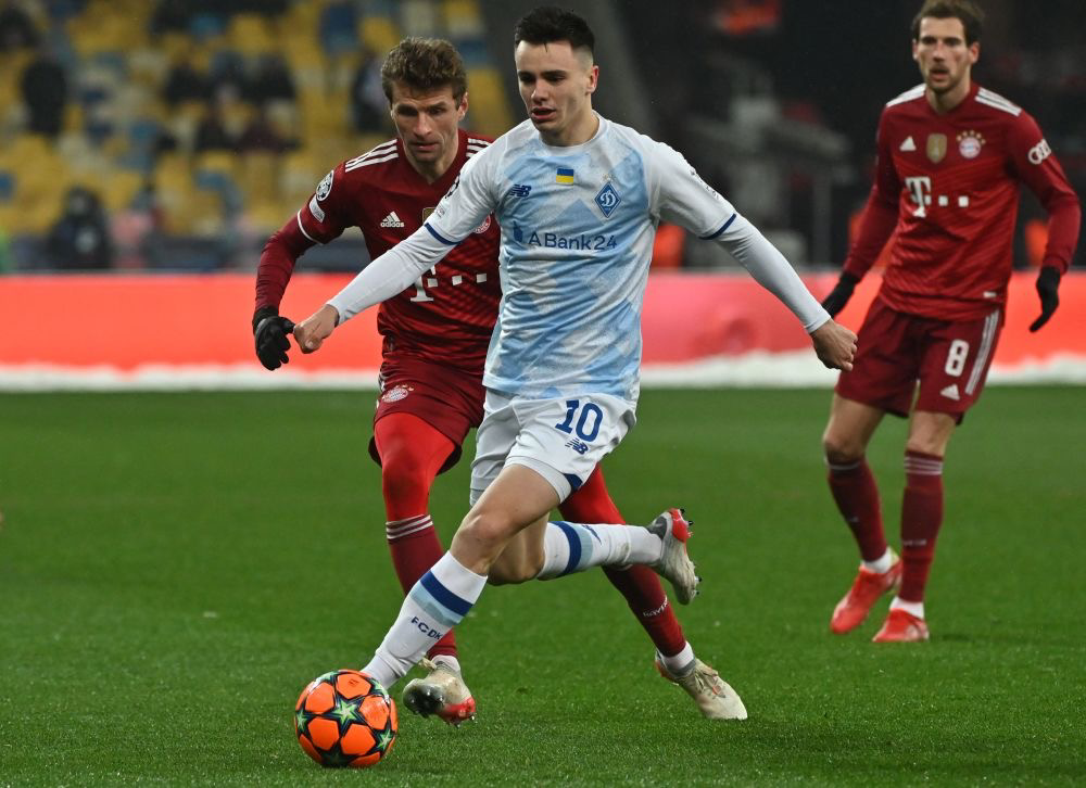 尼斯发布备战花絮，赛后主帅复盘，欧冠任务艰巨，更衣室氛围转暖(波士顿红袜vs太空人)